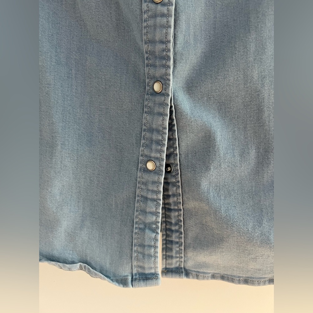 Levi’s essential western denim tailored fit shirt size M - Picture 9 of 12